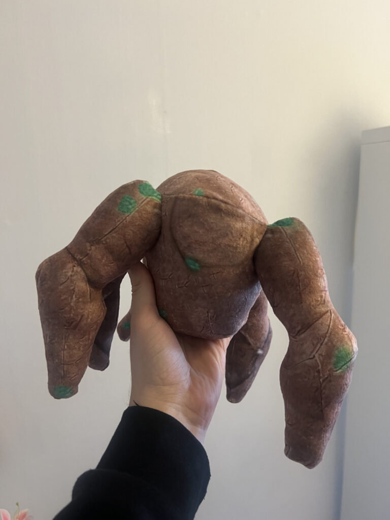 Peluche Rocky Project Hail Mary vue de face