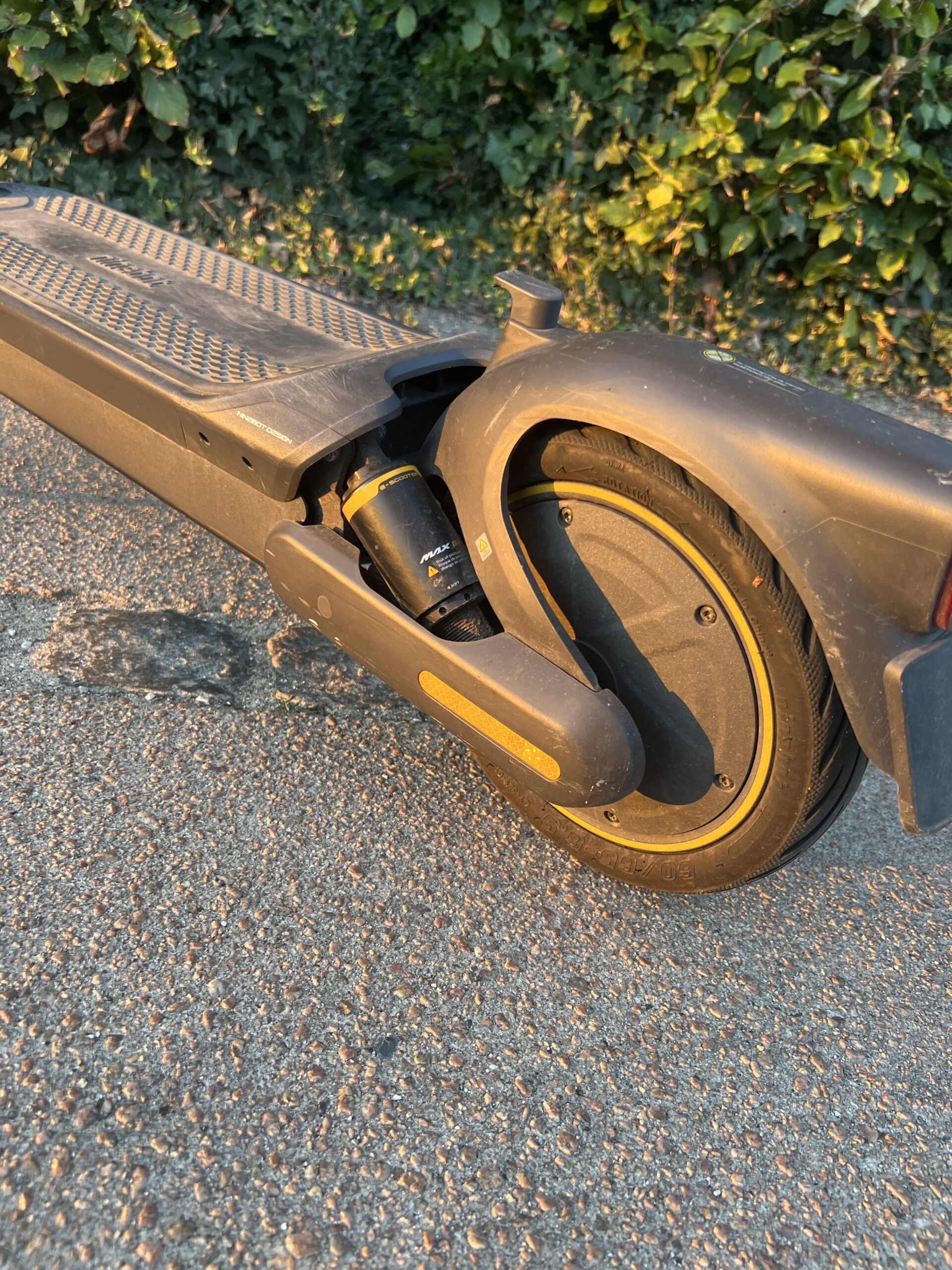 Pneu arrière du Segway Ninebot MAX G2 E après environ 3 000 km