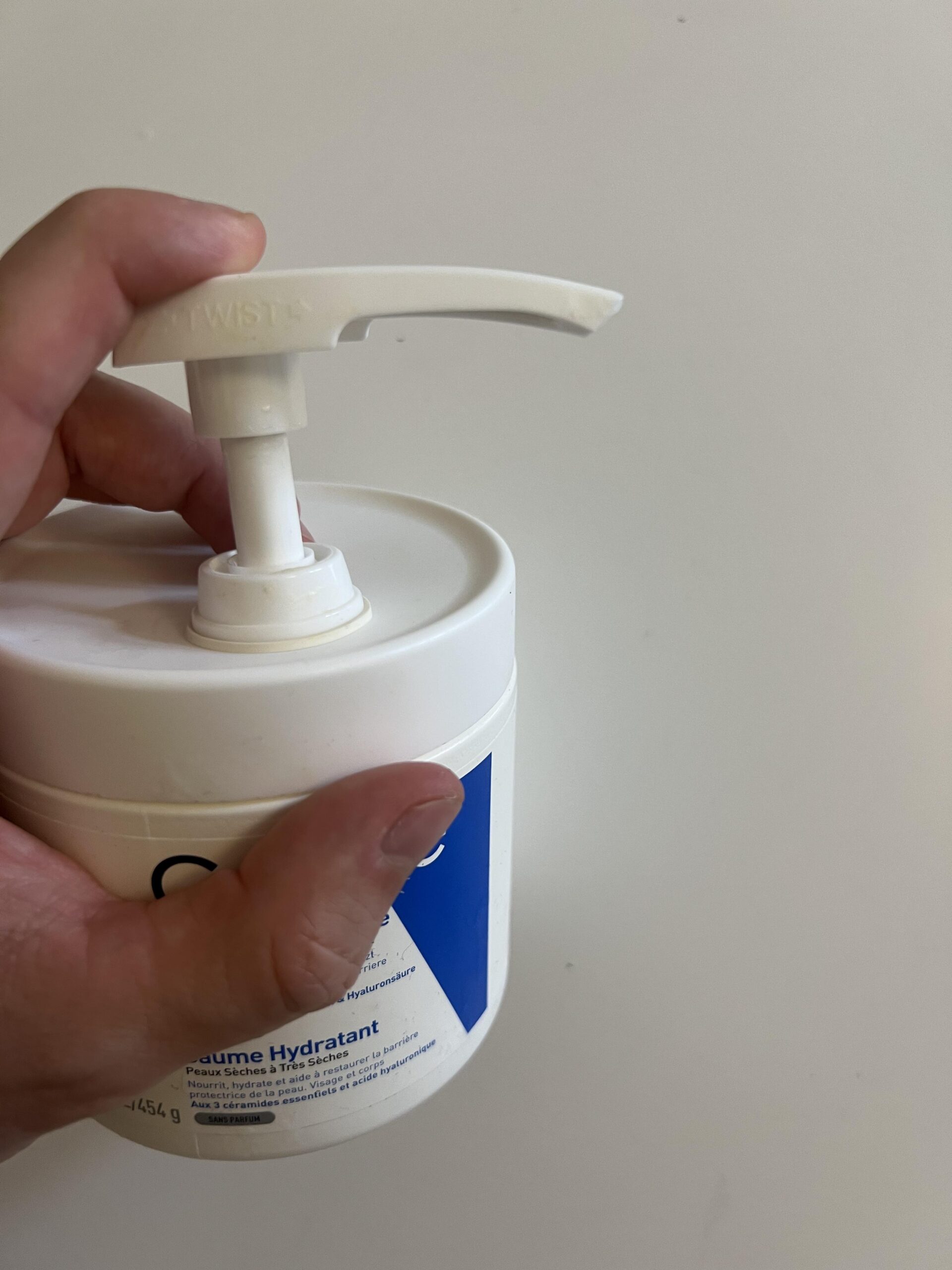 Close-up of the pump on my CeraVe Moisturising Cream jar
