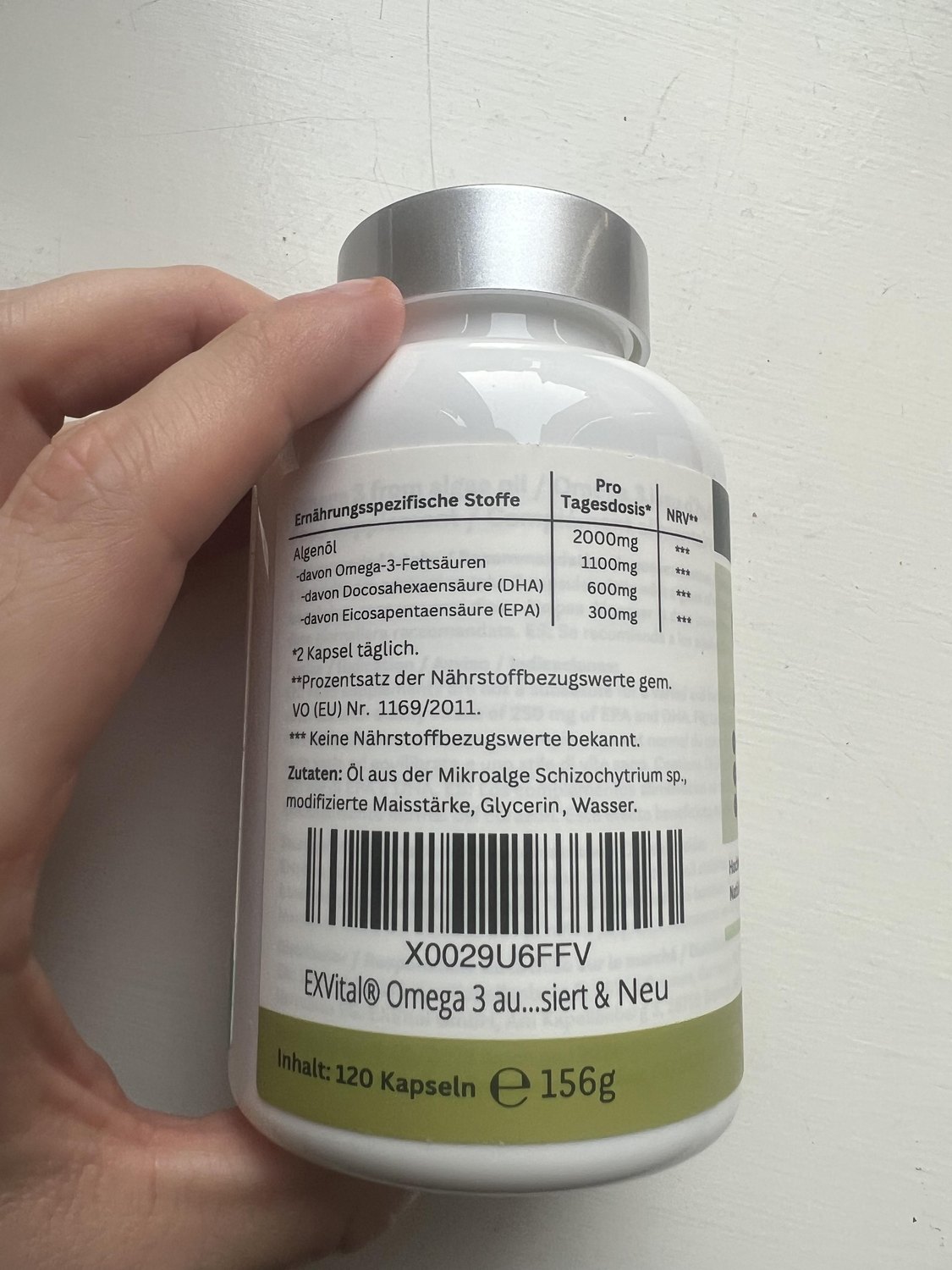 Original nutritional facts label of EXVital algae omega 3 documenting 2000 mg algae oil, 600 mg DHA and 300 mg EPA per two capsules