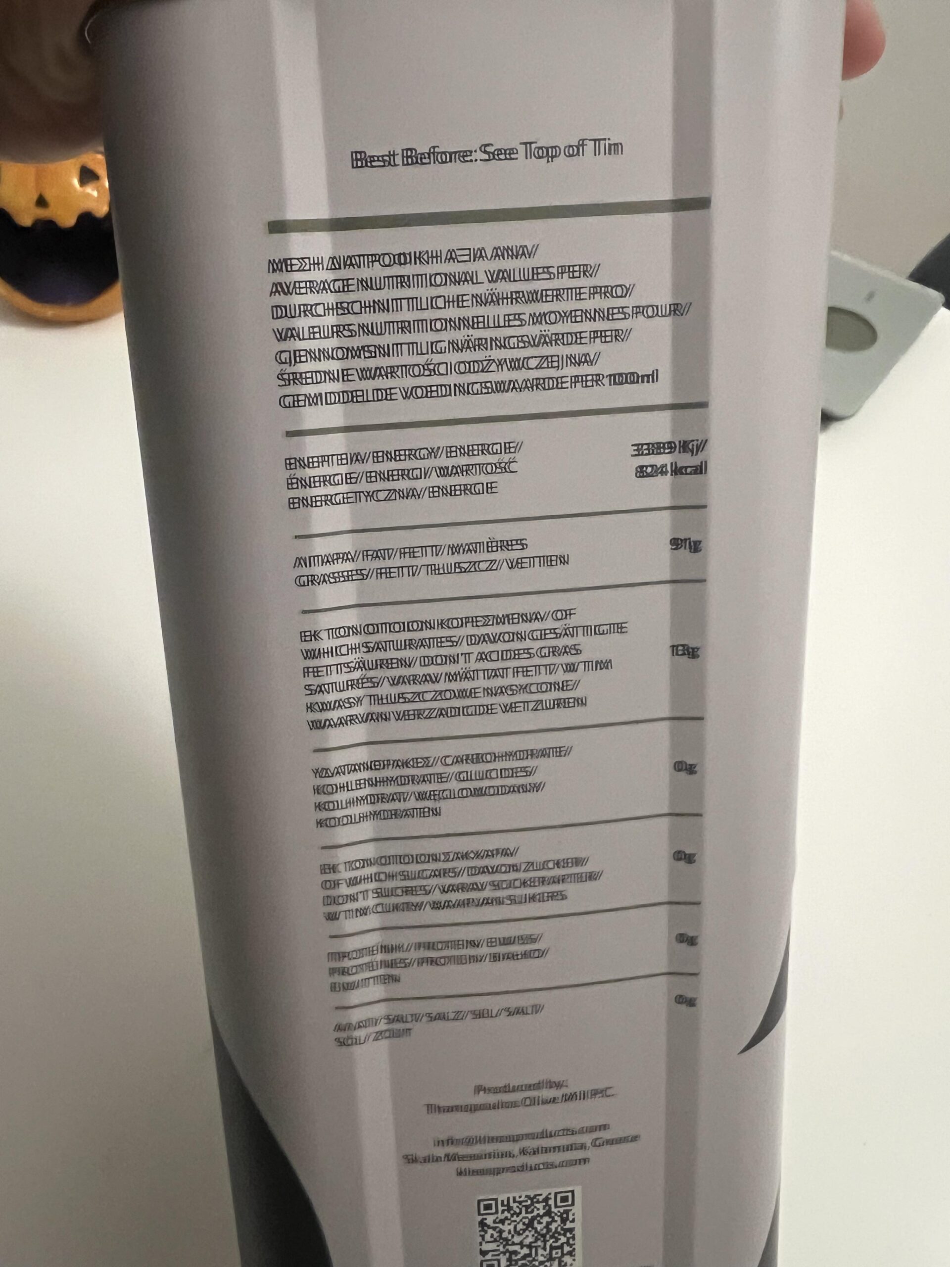 Nutrition panel on Kleos extra virgin olive oil five-litre tin
